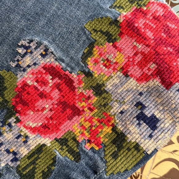 KUT FROM THE KLOTH EMBROIDERED JEANS Sz: 22 - Picture 11 of 11